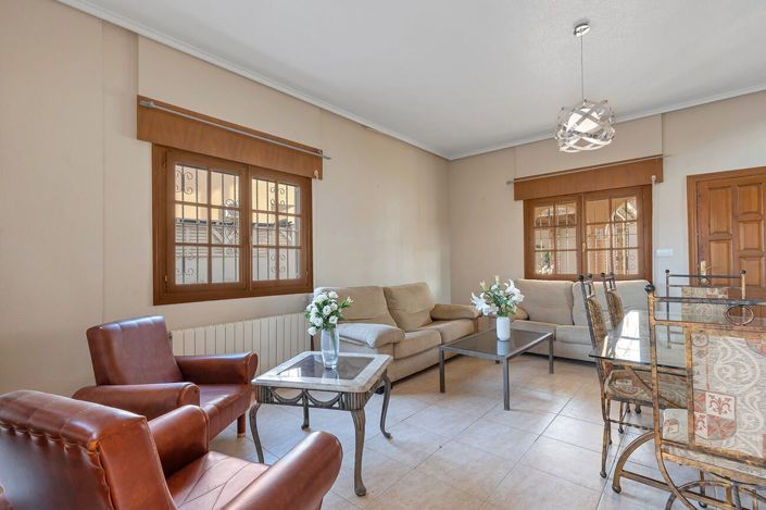 Image No.5-4 Bed Villa for sale