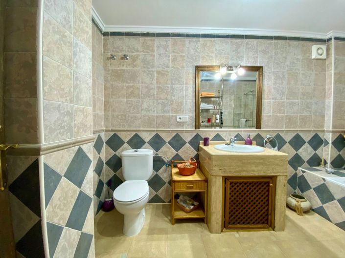 Image No.41-3 Bed Villa for sale