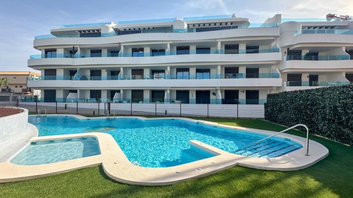Image No.2-Appartement de 2 chambres à vendre à Orihuela Costa