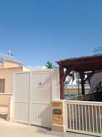 Image No.18-2 Bed House for sale