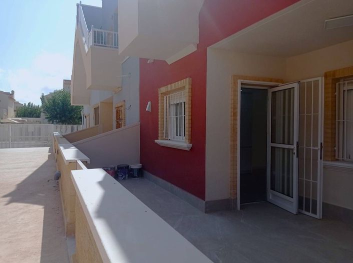 Image No.2-2 Bed House for sale