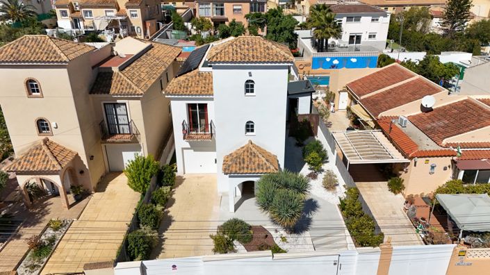 Image No.47-4 Bed Villa for sale
