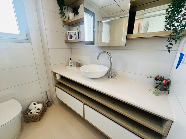 Image No.21-3 Bed Villa for sale