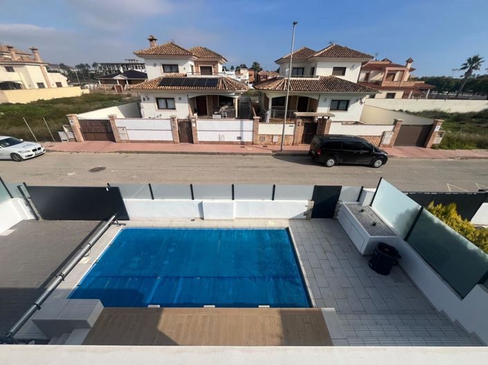 Image No.22-3 Bed Villa for sale