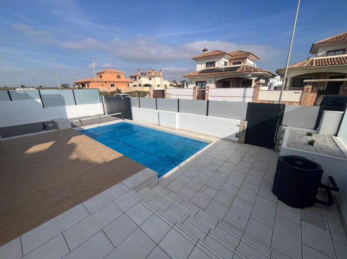 Image No.27-3 Bed Villa for sale