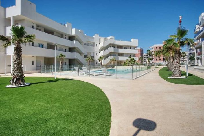 Image No.9-2 Bed Apartment for sale