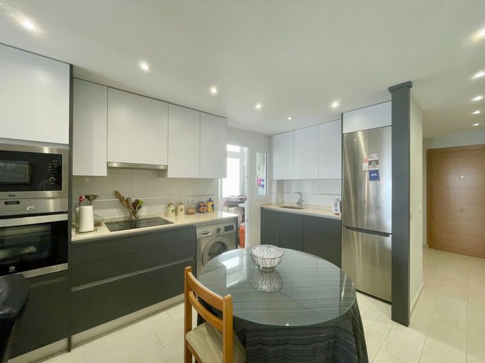 Image No.7-3 Bed Apartment for sale