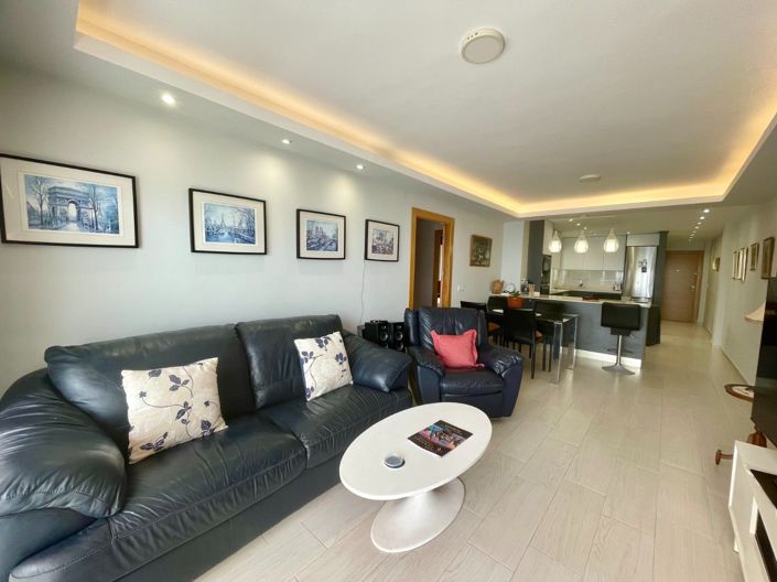 Image No.8-3 Bed Apartment for sale