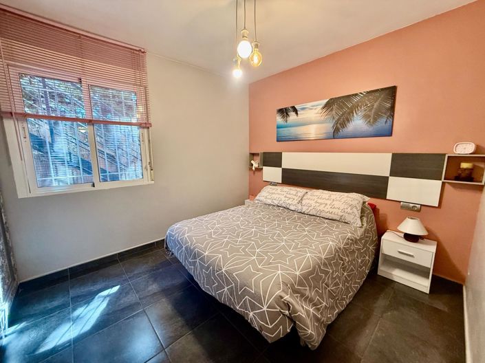 Image No.17-3 Bed House for sale