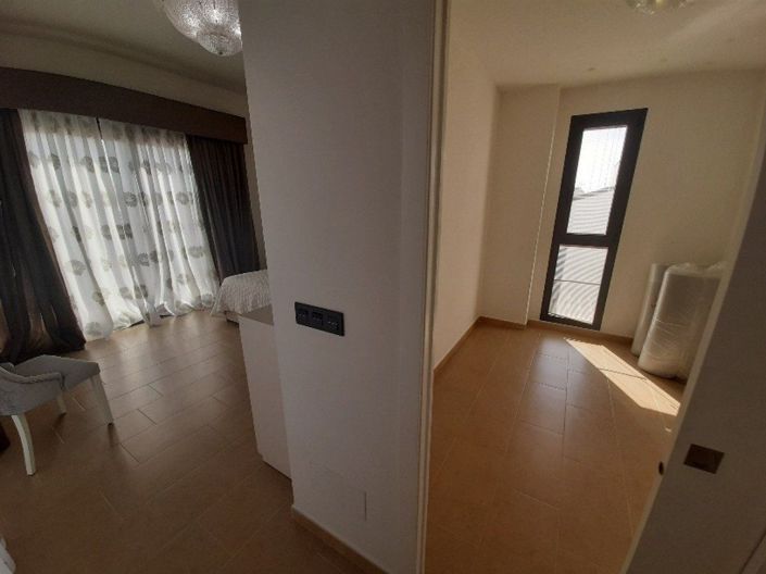 Image No.30-4 Bed Villa for sale