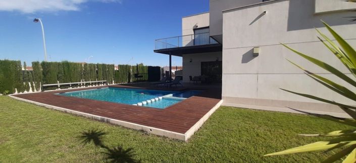 Image No.42-4 Bed Villa for sale