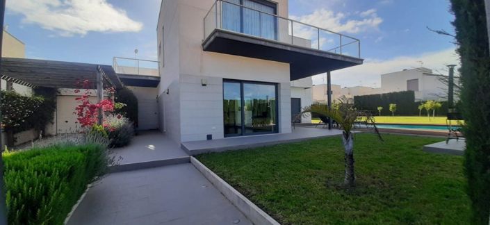 Image No.43-4 Bed Villa for sale