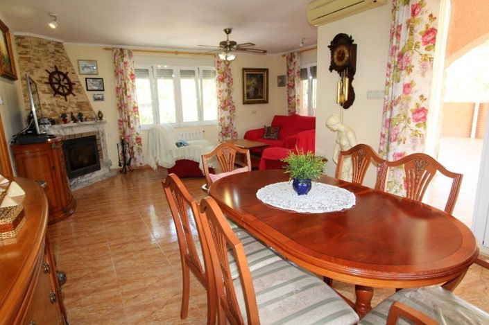 Image No.9-Villa de 5 chambres à vendre à Torrevieja