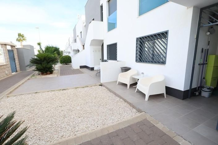 Image No.2-Bungalow de 2 chambres à vendre à Orihuela Costa