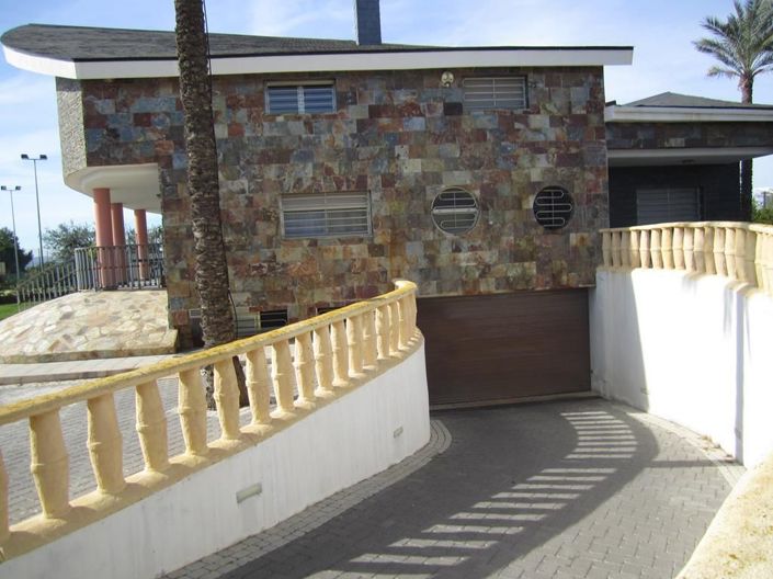 Image No.6-Villa de 5 chambres à vendre à Los Montesinos