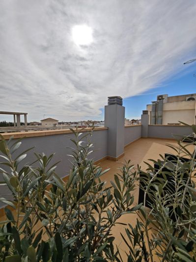 Image No.23-2 Bed Apartment for sale
