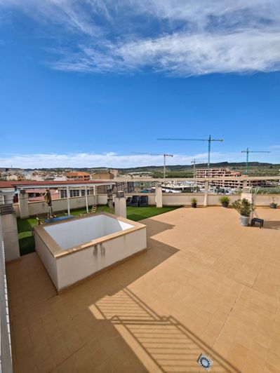 Image No.31-2 Bed Apartment for sale