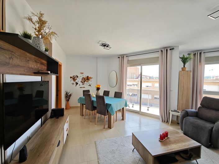 Image No.4-2 Bed Apartment for sale