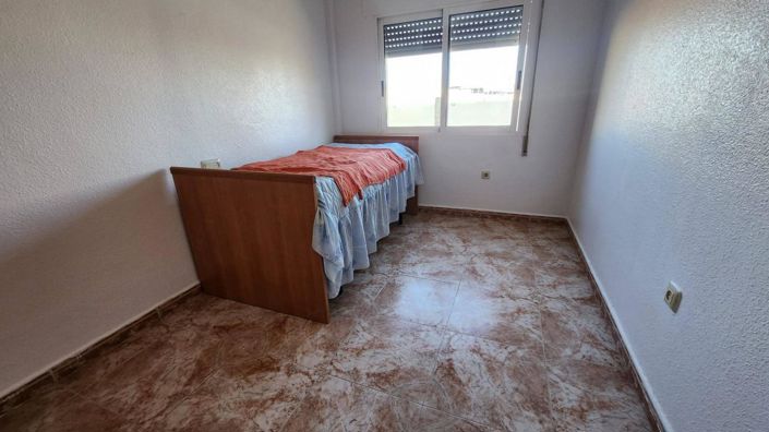 Image No.17-3 Bed Apartment for sale