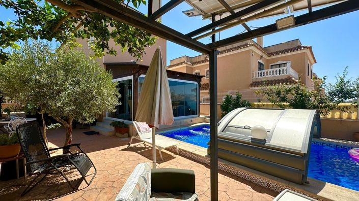 Image No.12-3 Bed Villa for sale