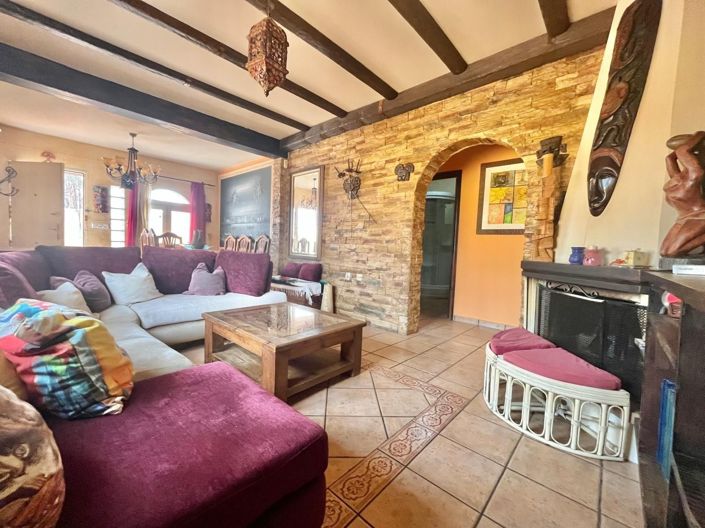 Image No.12-2 Bed Villa for sale