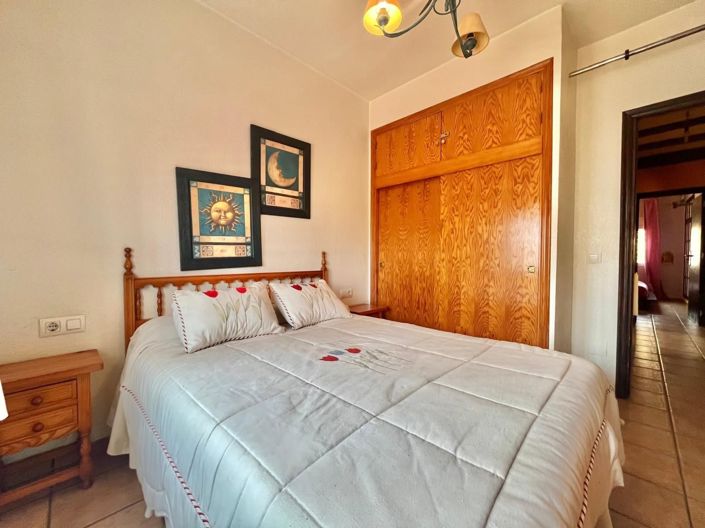 Image No.21-2 Bed Villa for sale