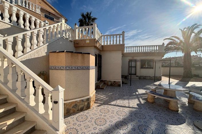 Image No.21-5 Bed Villa for sale