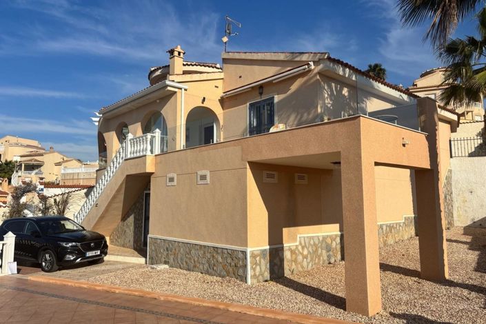 Image No.25-5 Bed Villa for sale