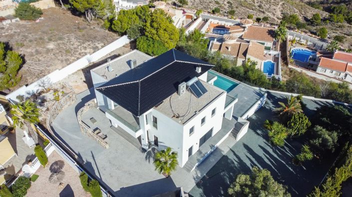 Image No.11-6 Bed Villa for sale