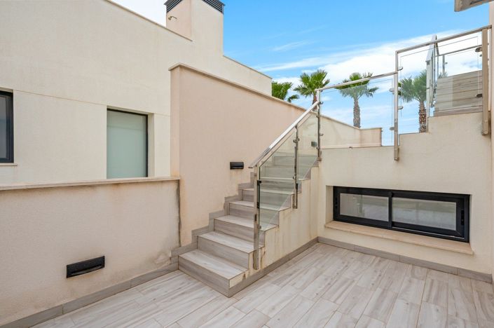 Image No.21-3 Bed Villa for sale
