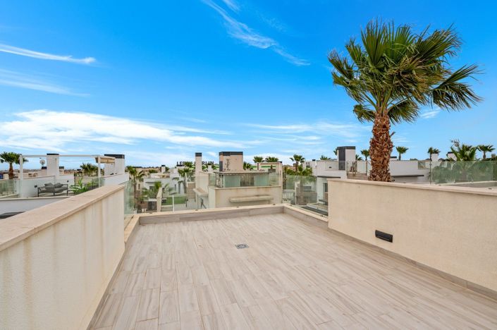 Image No.27-3 Bed Villa for sale