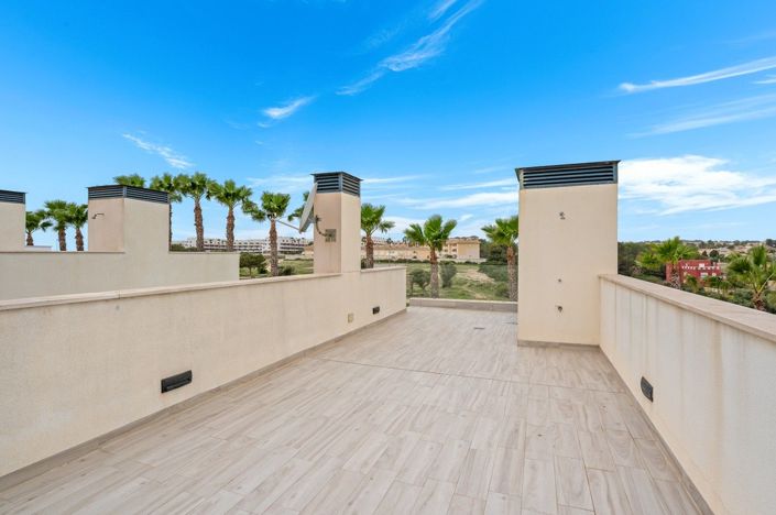 Image No.28-3 Bed Villa for sale