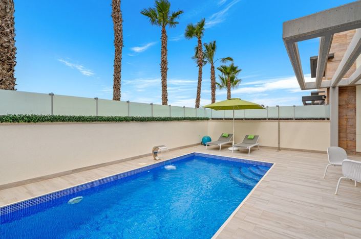Image No.37-3 Bed Villa for sale