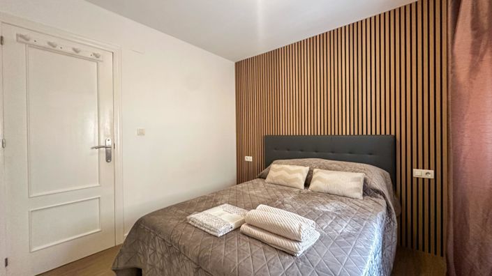 Image No.47-3 Bed House for sale