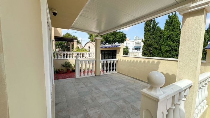 Image No.8-3 Bed Townhouse for sale