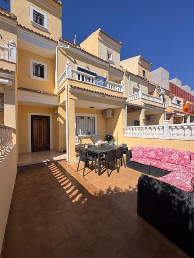 Image No.3-3 Bed House for sale