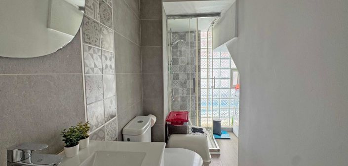 Image No.14-2 Bed Townhouse for sale