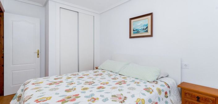 Image No.19-3 Bed Townhouse for sale