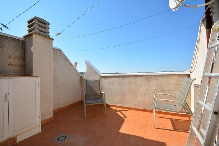 Image No.16-2 Bed House for sale