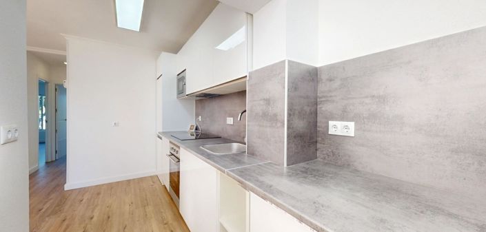 Image No.18-2 Bed Apartment for sale