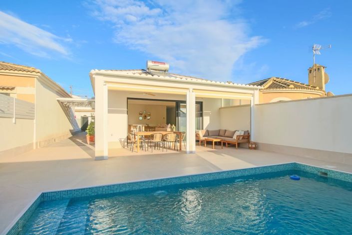 Image No.2-3 Bed Villa for sale