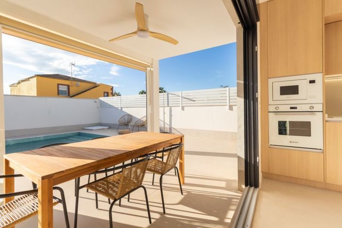 Image No.7-3 Bed Villa for sale