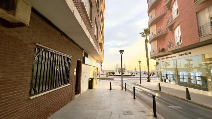 Image No.6-Appartement de 4 chambres à vendre à Torrevieja