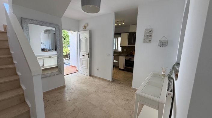 Image No.13-4 Bed Villa for sale