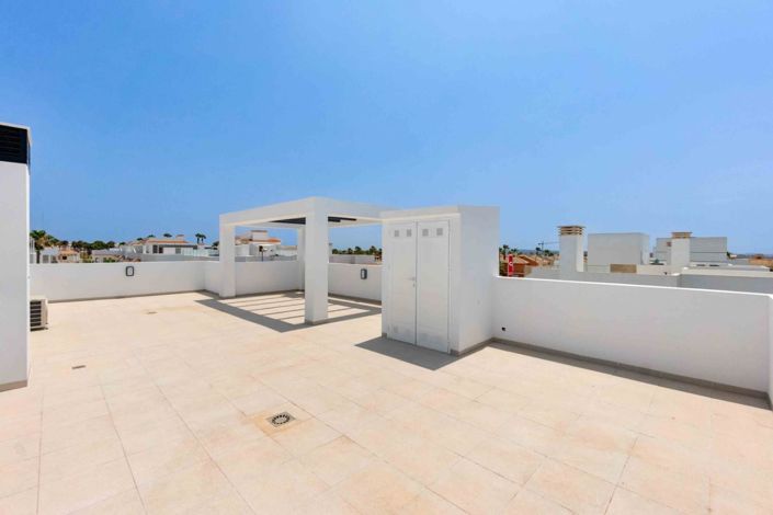 Image No.28-2 Bed Apartment for sale