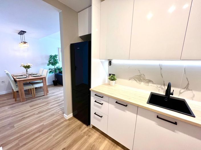 Image No.17-3 Bed House for sale
