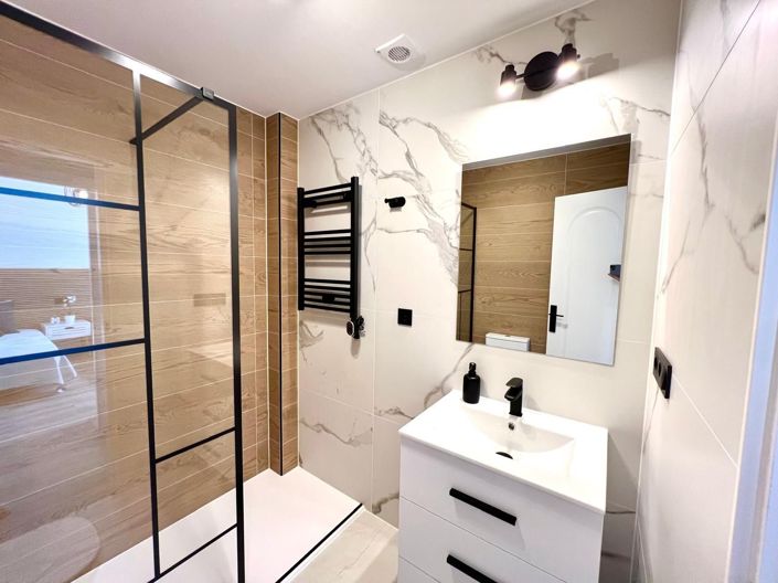 Image No.29-3 Bed House for sale