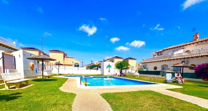 Image No.36-3 Bed House for sale