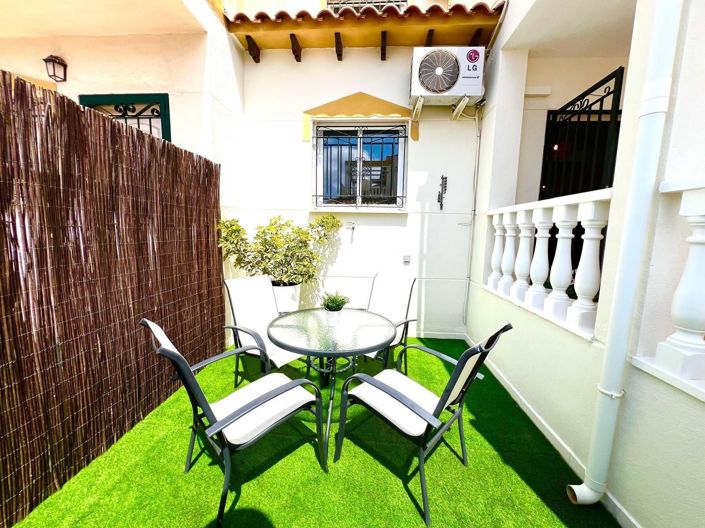 Image No.5-3 Bed House for sale