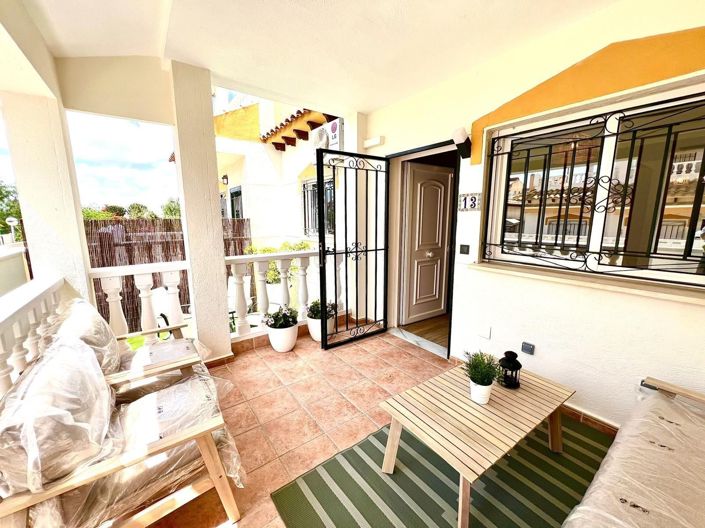 Image No.8-3 Bed House for sale